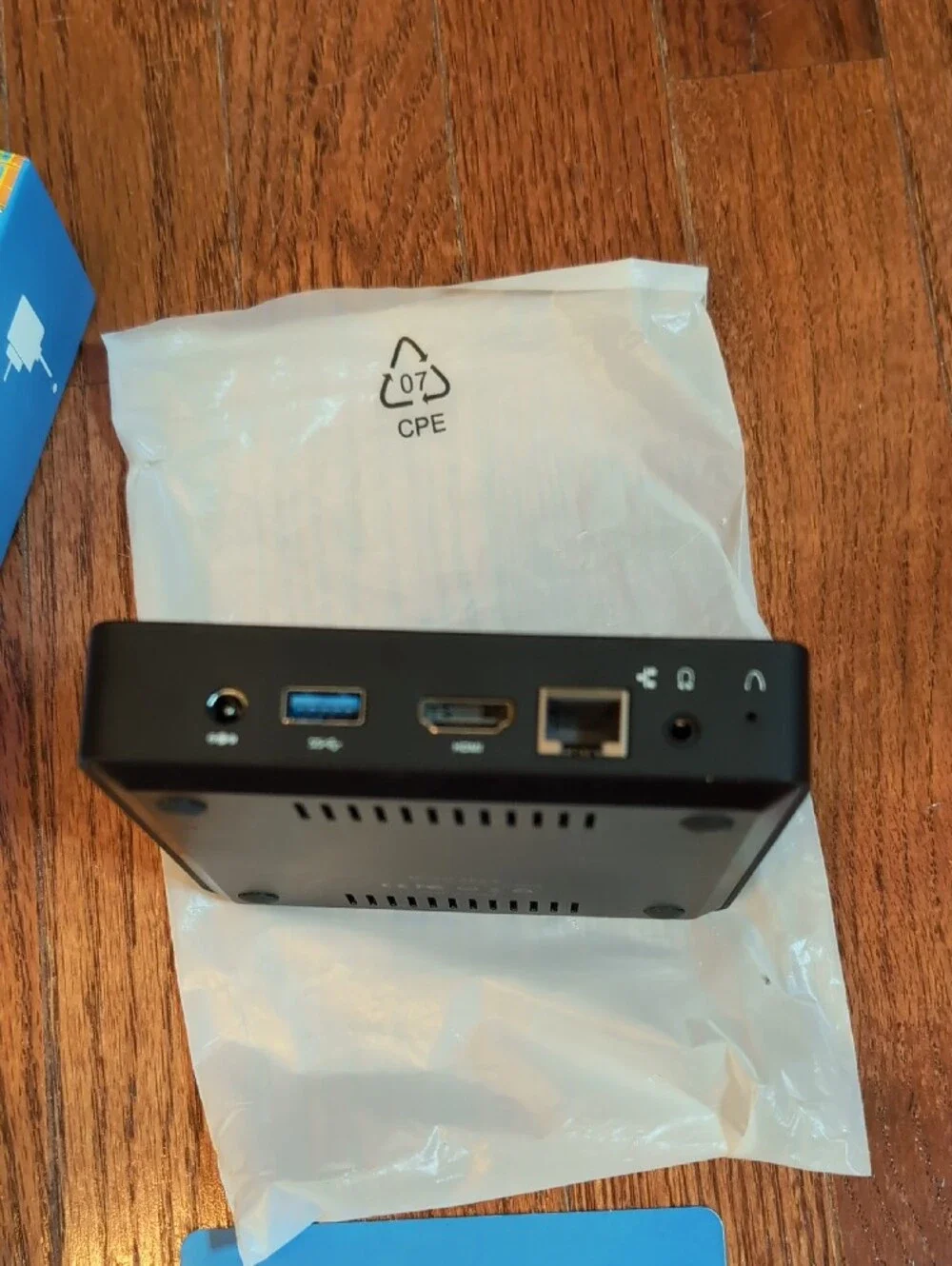 Minis Forum Fanless Mini PC Model #Z83-F with Box Manual + Power Adapter